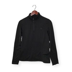 The North Face 1/4 Zip Pullover in Charcoal Size Small.